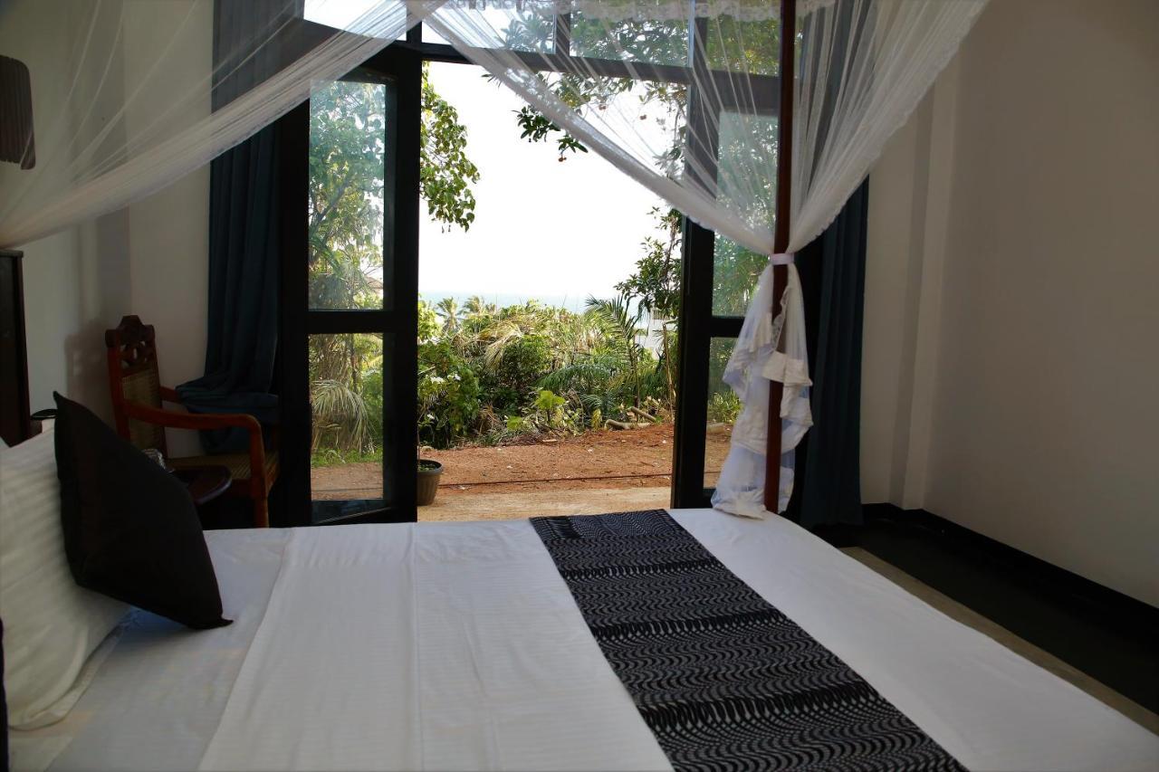 Sky Mountain Cafe With Seaview Bed and Breakfast Weligama Eksteriør billede