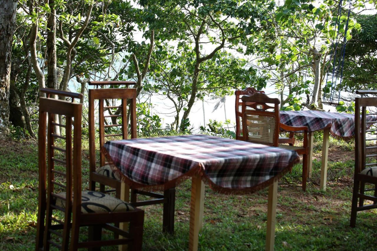 Sky Mountain Cafe With Seaview Bed and Breakfast Weligama Eksteriør billede